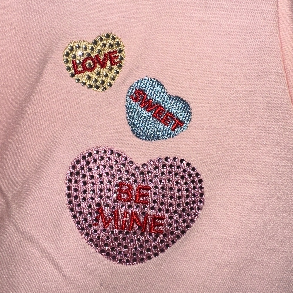 OntWelfth Size Medium Pink embroidered jeweled candy heart Valentine’s shirt - Picture 4 of 8